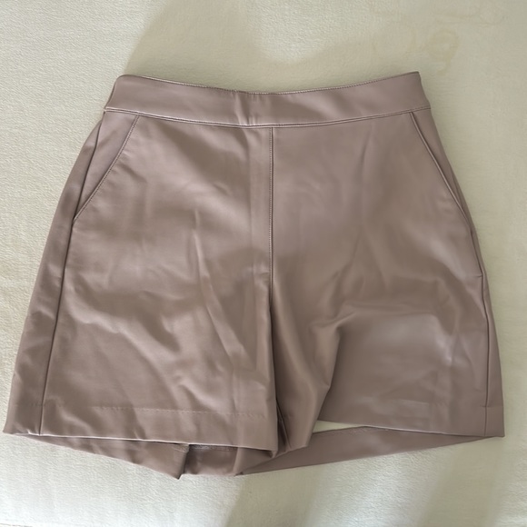 Halogen Dress shorts - Picture 2 of 2